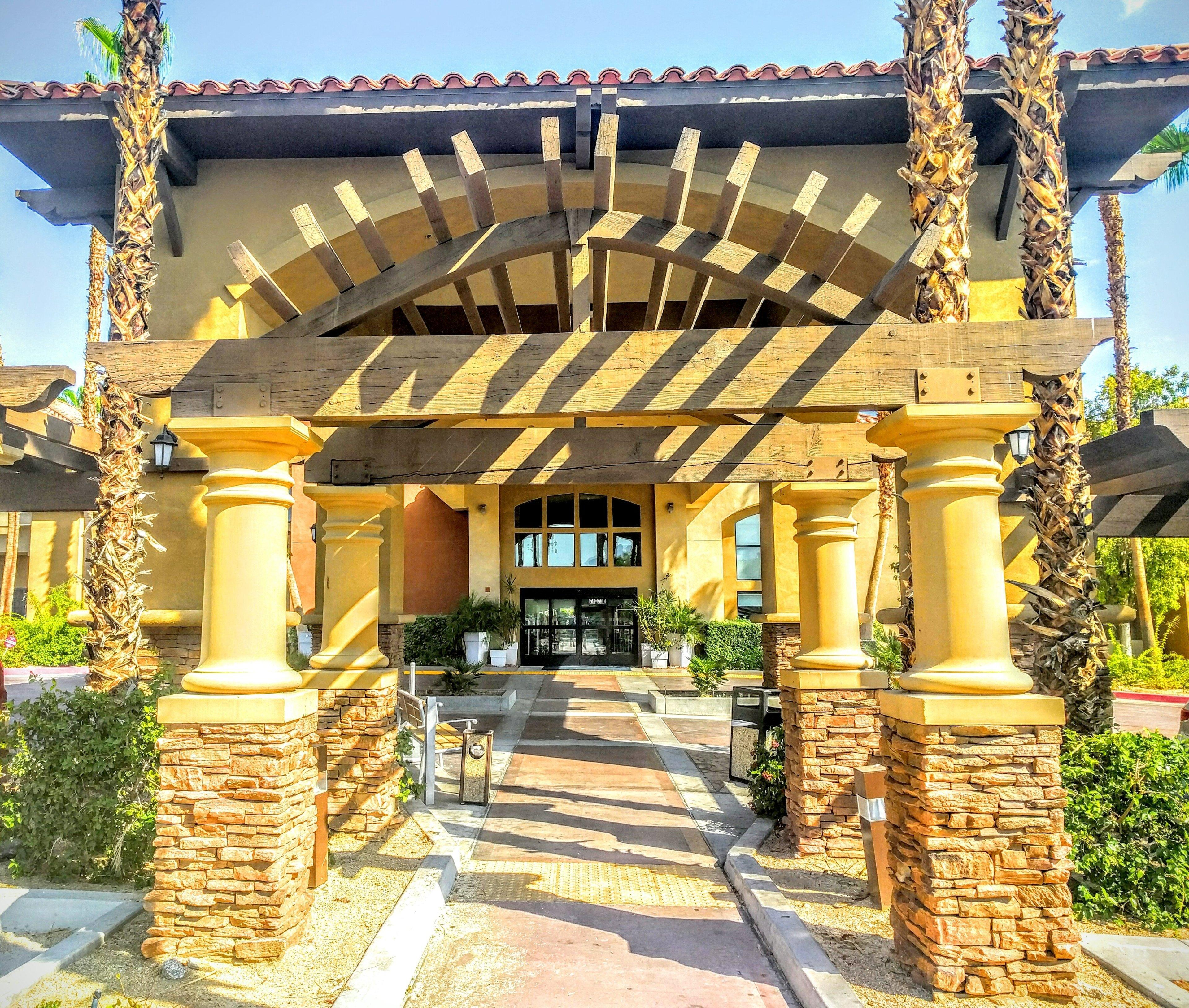 Holiday Inn Express & Suites Rancho Mirage - Palm Spgs Area, An Ihg Hotel Экстерьер фото