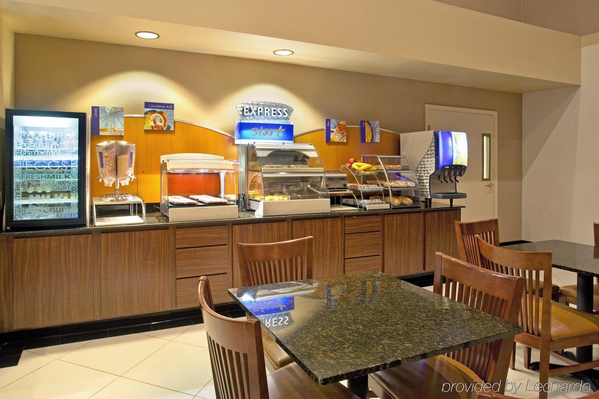 Holiday Inn Express & Suites Rancho Mirage - Palm Spgs Area, An Ihg Hotel Ресторан фото